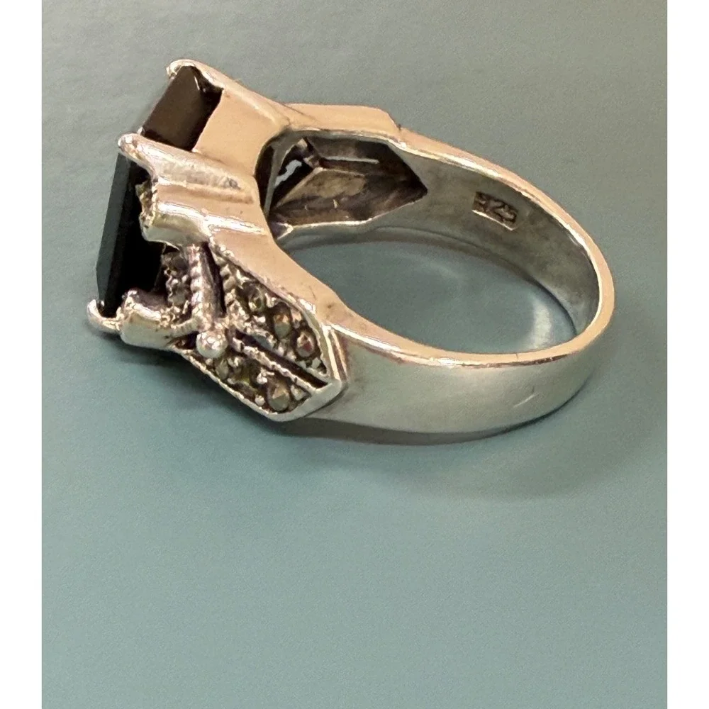 925 Silver Emerald Cut Black Stone Marcasite Accent Vintage Style Ring Size 6.75